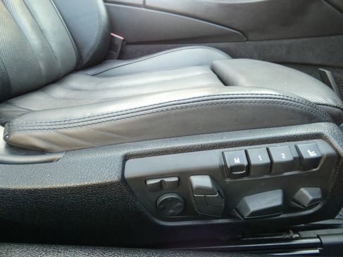 Used 2012 BMW 650i Convertible image 35