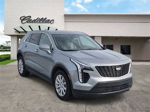 Certified 2023 Cadillac XT4 Luxury image 7