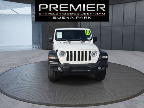Used 2018 Jeep Wrangler Unlimited Sport S image 3