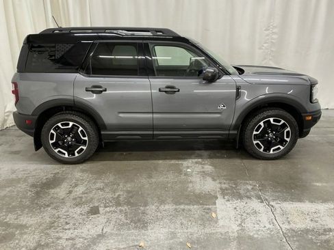 Used 2022 Ford Bronco Sport Outer Banks image 2