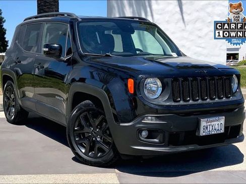 Used 2018 Jeep Renegade Altitude FWD image 2