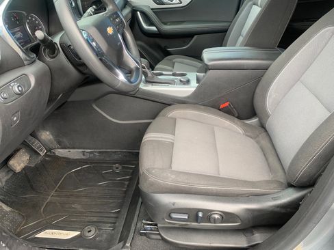 Used 2024 Chevrolet Blazer LT w/ Convenience Package image 6