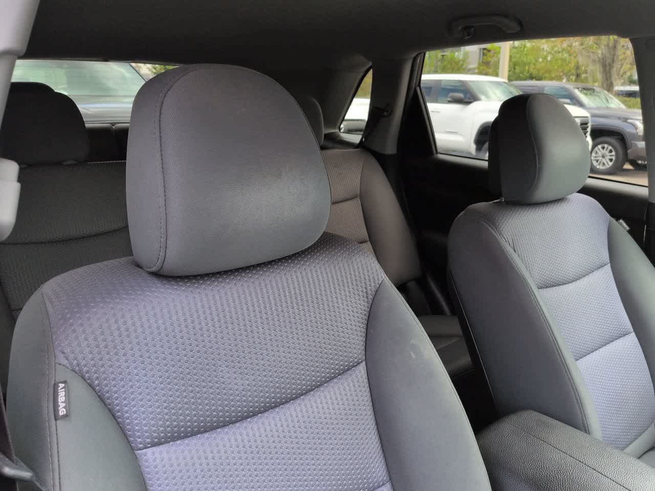 Used 2012 Kia Sorento LX w/ Convenience Pkg FWD image 7