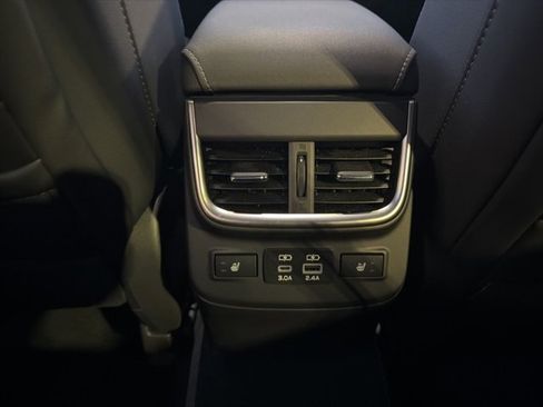 Used 2023 Subaru Outback Limited image 35