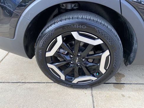 Used 2025 Kia Telluride S FWD image 32