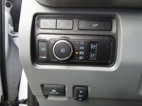 Used 2023 Ford F250 XLT w/ Black Appearance Package image 44