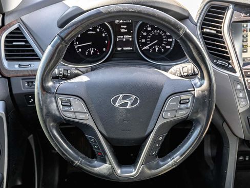 Used 2018 Hyundai Santa Fe Limited image 12