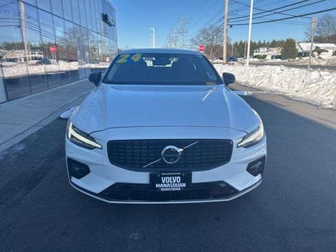 Certified 2024 Volvo S60 B5 Plus w/ Climate Package image 7