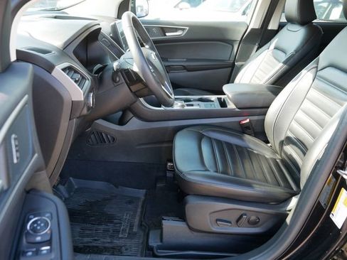 Used 2024 Ford Edge SEL w/ Convenience Package image 13