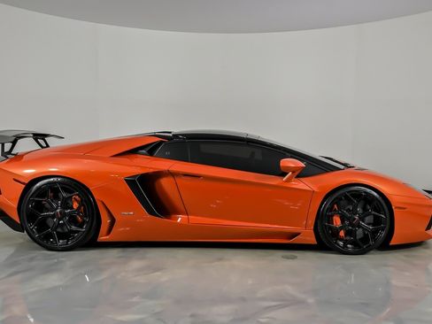 Used 2014 Lamborghini Aventador LP 700-4 AWD/4WD image 15