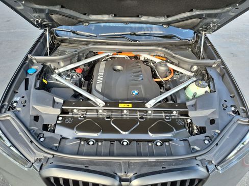 New 2026 BMW X5 xDrive50e w/ Executive Package AWD/4WD image 34