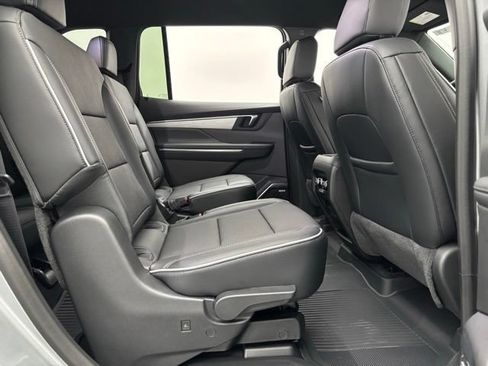 New 2026 Buick Enclave Preferred w/ Power Package FWD image 38