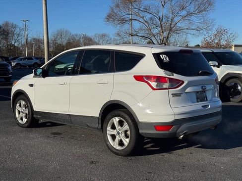 Used 2016 Ford Escape SE image 5