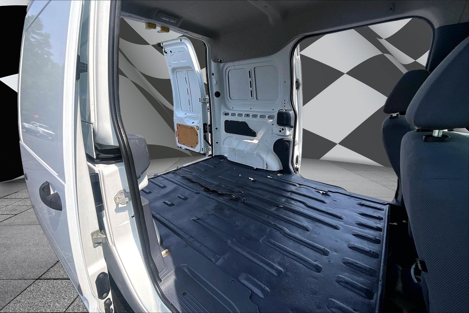 Used 2012 Ford Transit Connect XL FWD image 29