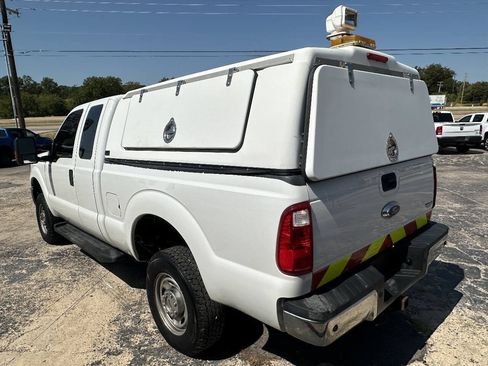 Used 2015 Ford F250 XL w/ Power Equipment Group AWD/4WD image 6