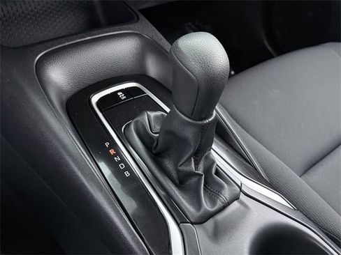 Certified 2025 Toyota Corolla LE image 27