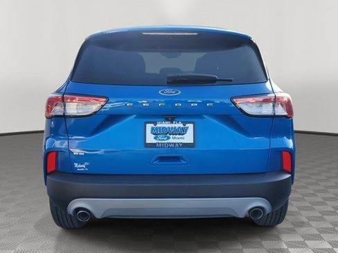 Certified 2021 Ford Escape SE image 5