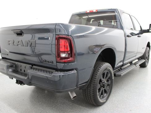 Used 2025 RAM 2500 Big Horn AWD/4WD image 5