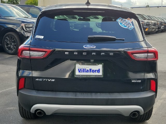 Certified 2024 Ford Escape Active AWD/4WD image 4