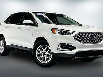 Used 2023 Ford Edge SEL w/ Convenience Package