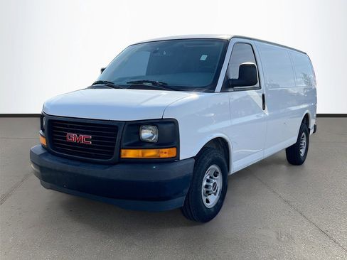 Used 2017 GMC Savana 2500 image 3