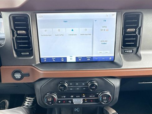 Used 2024 Ford Bronco Outer Banks AWD/4WD image 14