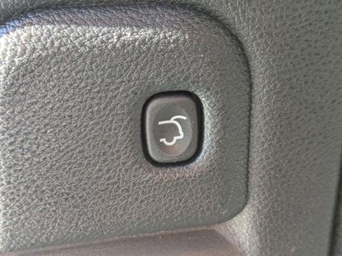 Used 2022 Dodge Durango R/T w/ Hemi Orange Plus Package image 14