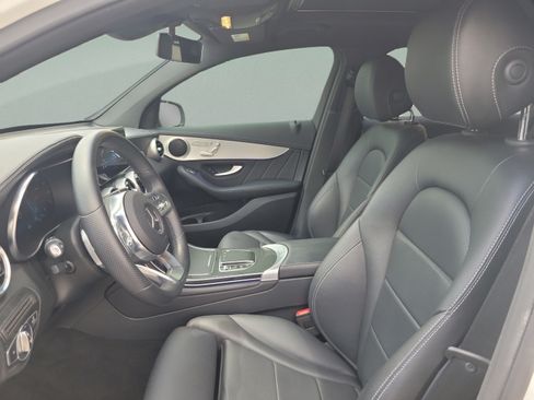 Used 2023 Mercedes-Benz GLC 300 4MATIC Coupe image 15