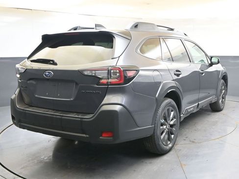 Certified 2025 Subaru Outback Onyx Edition AWD/4WD image 5