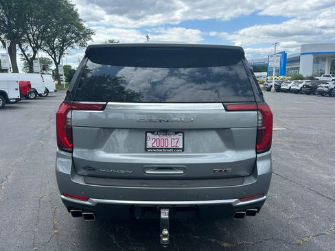 Used 2025 GMC Yukon Denali AWD/4WD image 6