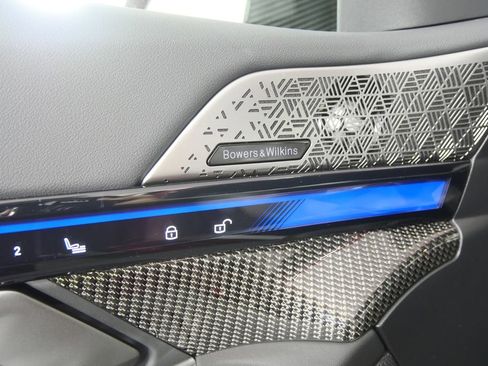 New 2026 BMW M5 image 12