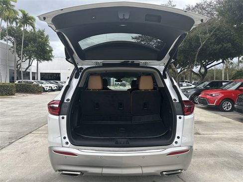 Used 2020 Buick Enclave Premium image 21