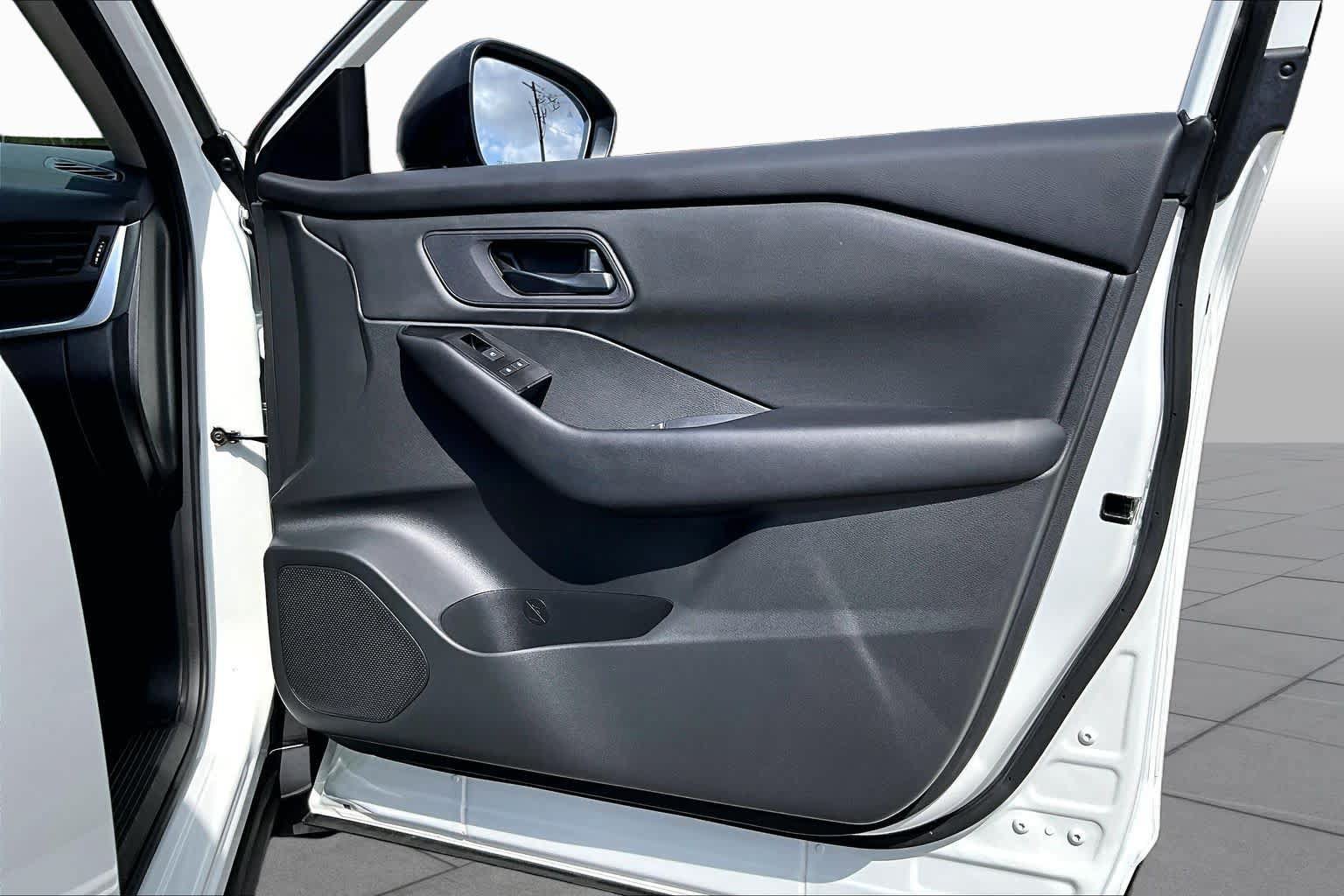 Certified 2026 Nissan Rogue S AWD/4WD image 44