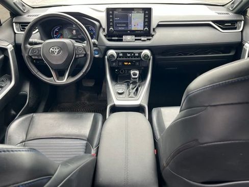 Used 2020 Toyota RAV4 XSE w/ XSE Grade Weather Package AWD/4WD image 10