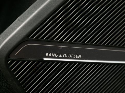 Used 2023 Audi SQ5 Prestige w/ Prestige Package image 42