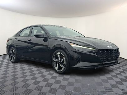 Certified 2023 Hyundai Elantra SEL w/ Convenience Package