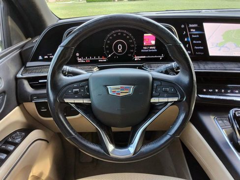 Used 2021 Cadillac Escalade ESV Premium Luxury w/ Performance Package RWD image 9