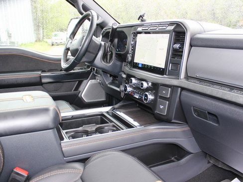 Used 2024 Ford F350 Platinum AWD/4WD image 19