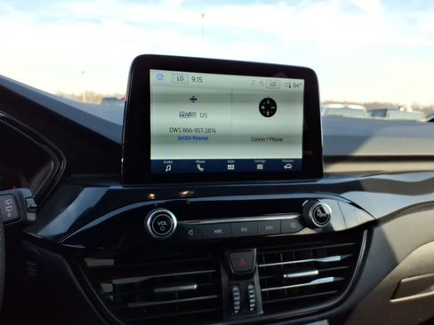 Certified 2024 Ford Escape ST-Line image 17