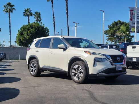 Certified 2023 Nissan Rogue SV image 30