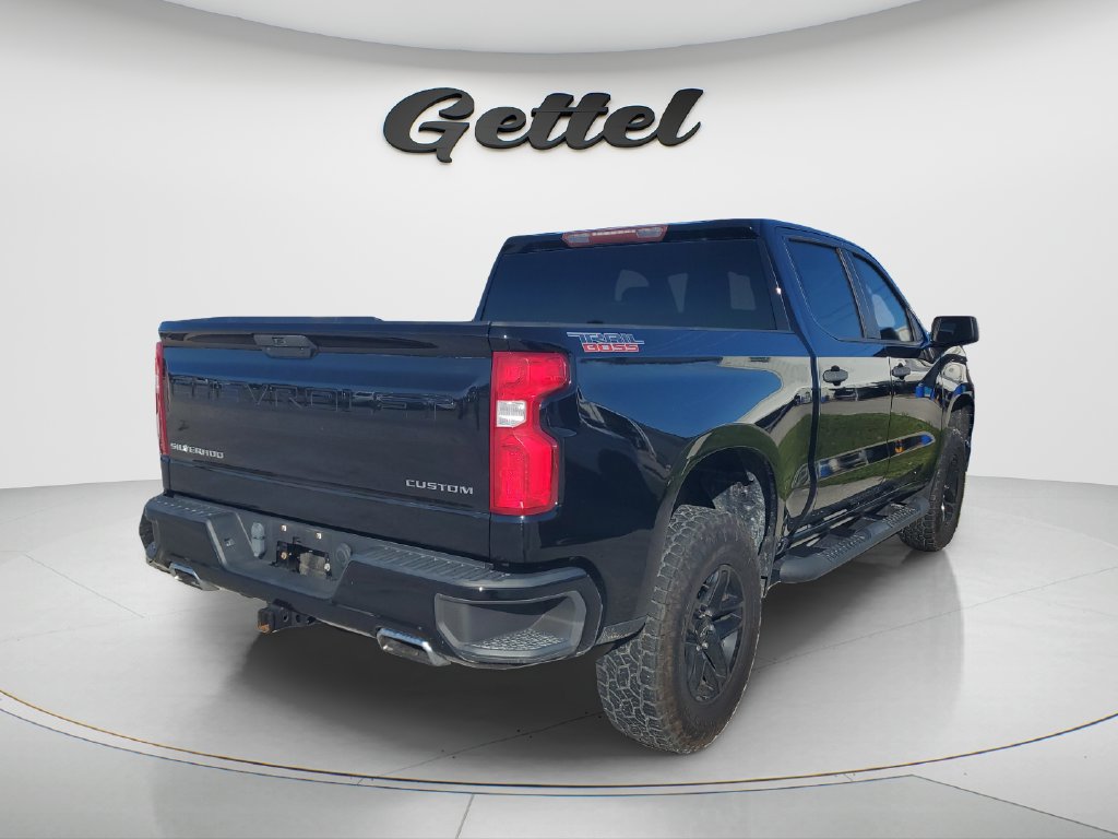 Used 2019 Chevrolet Silverado 1500 Custom Trail Boss w/ Custom Convenience Package AWD/4WD image 4