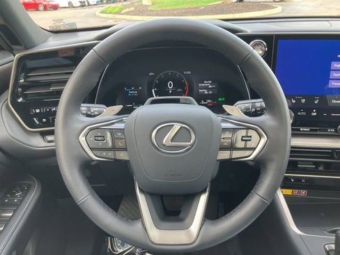 Certified 2026 Lexus TX 350 AWD w/ Technology Package image 17