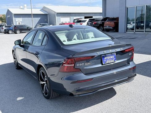 Used 2024 Volvo S60 B5 Core w/ Climate Package FWD image 7