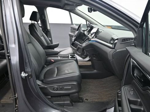 Used 2023 Honda Odyssey Touring image 20