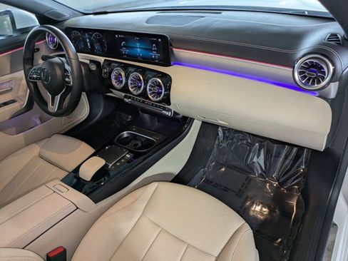 Certified 2022 Mercedes-Benz CLA 250 image 21
