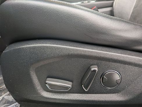 Used 2018 Ford Edge Sport w/ Equipment Group 401A image 12