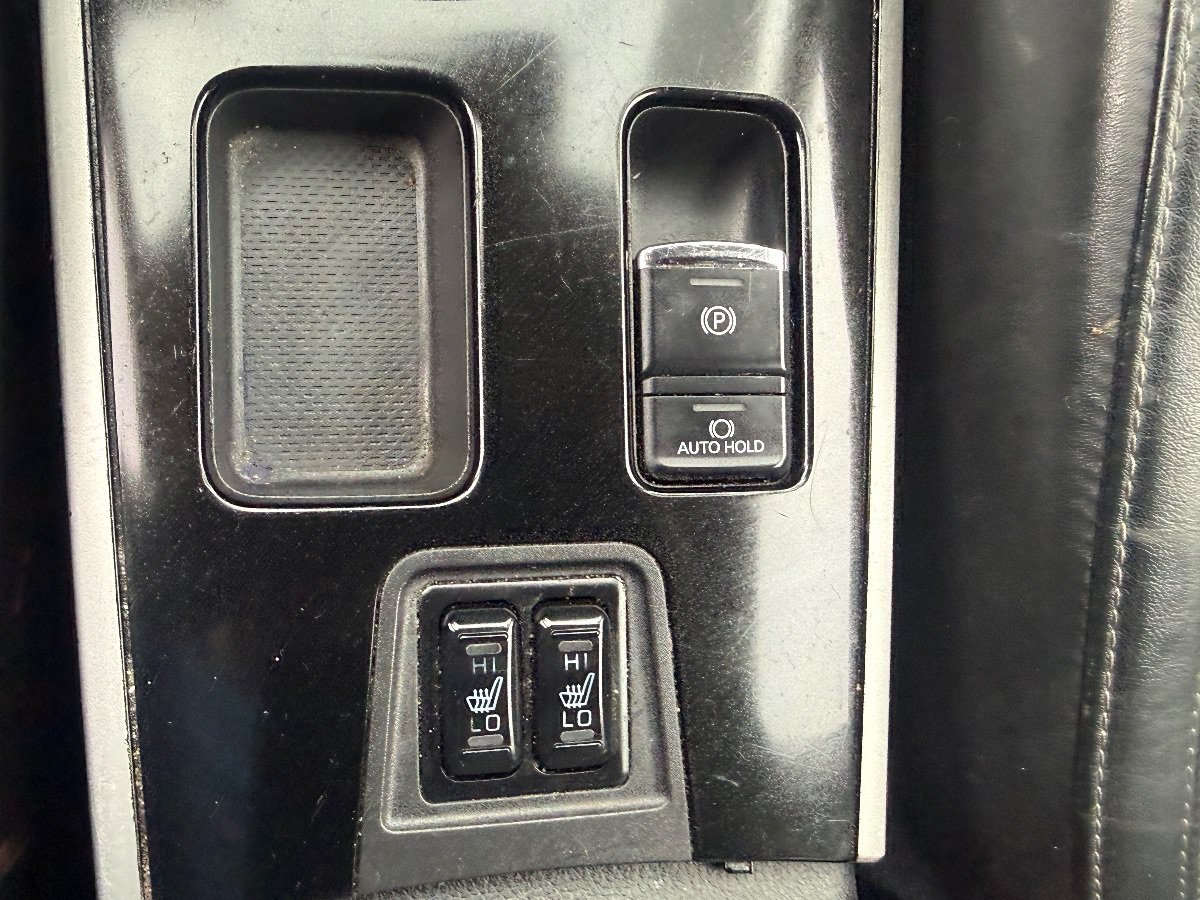 Used 2020 Mitsubishi Outlander SE FWD image 30
