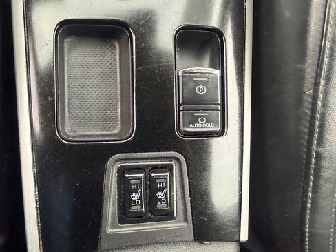 Used 2020 Mitsubishi Outlander SE FWD image 30