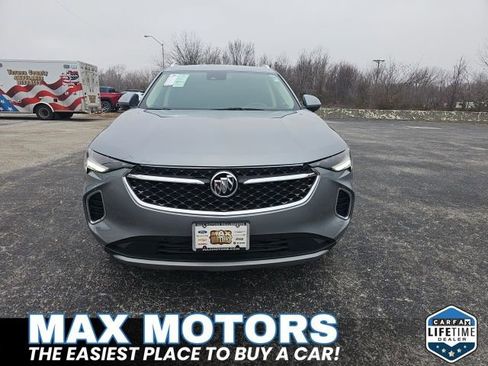 Used 2023 Buick Envision Avenir image 2
