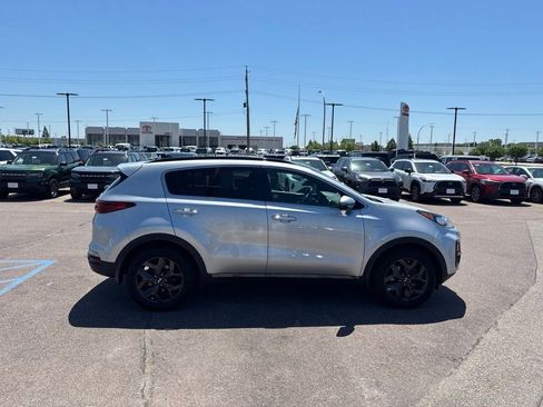Used 2020 Kia Sportage S w/ S Sunroof Package AWD/4WD image 4